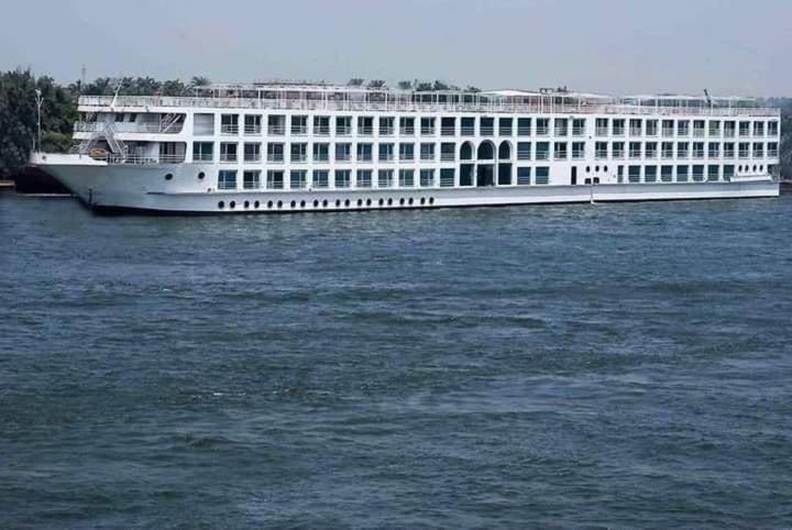 Five Star Nile Cruise From Aswan To Luxor Hotel Ngoại thất bức ảnh